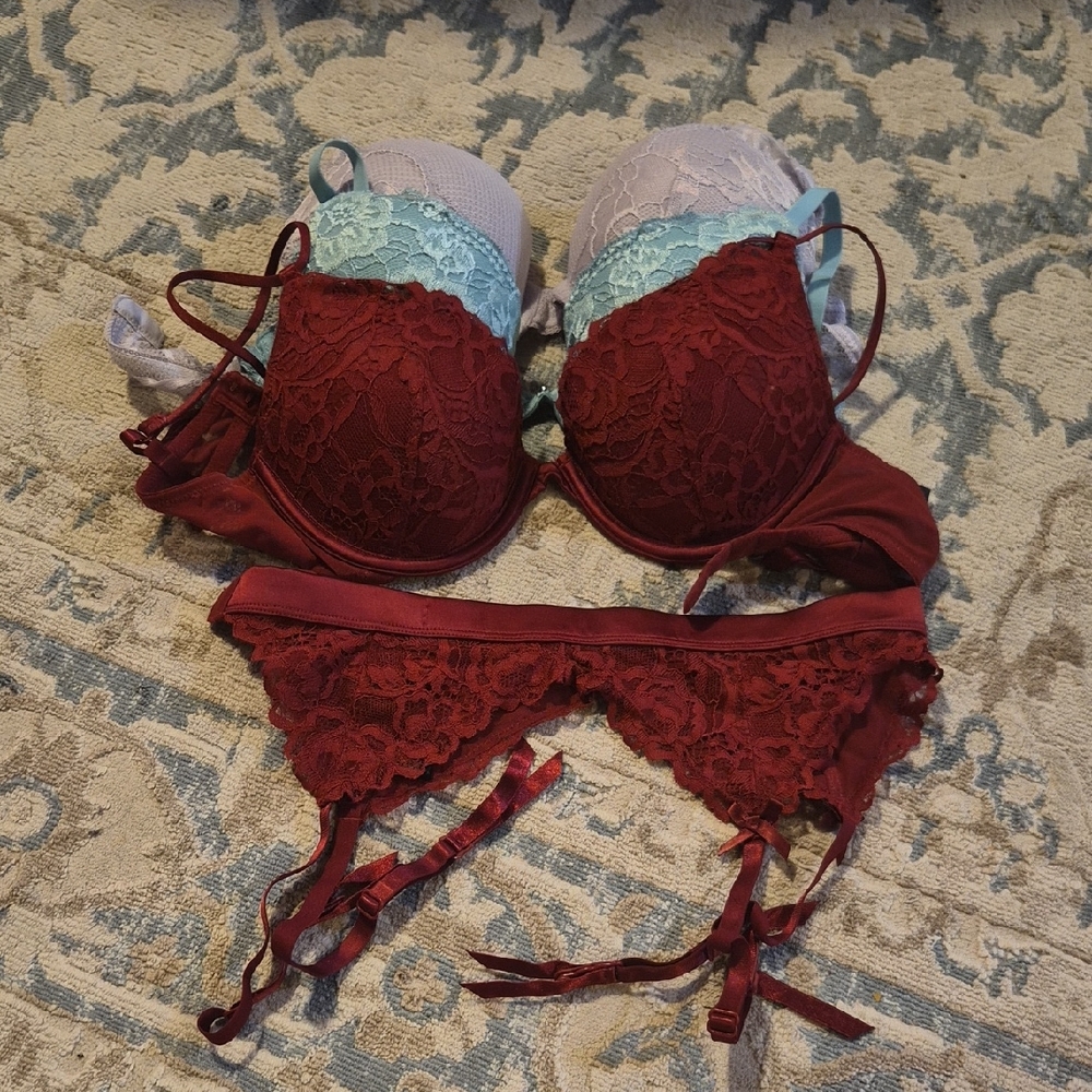 Lace Push-Up Bra Set - Red, Blue, Purple